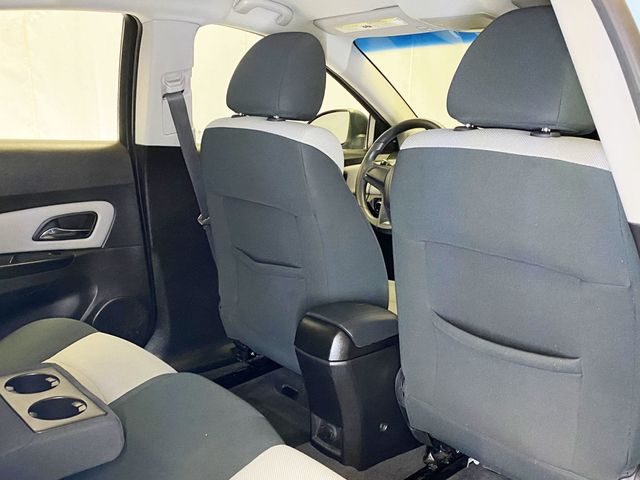 2011 Chevrolet CRUZE 4dr Sedan LS - 22938136 - 40