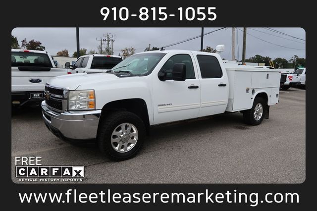 2011 Chevrolet Silverado 3500HD Silverado 3500 4WD Crew Cab Utility  - 22938828 - 0