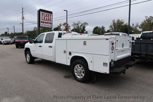 2011 Chevrolet Silverado 3500HD Silverado 3500 4WD Crew Cab Utility  - 22938828 - 2
