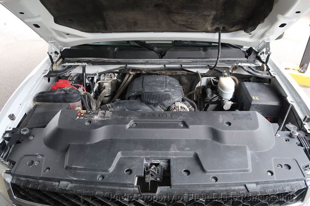 2011 Chevrolet Silverado 3500HD Silverado 3500 4WD Crew Cab Utility  - 22938828 - 39