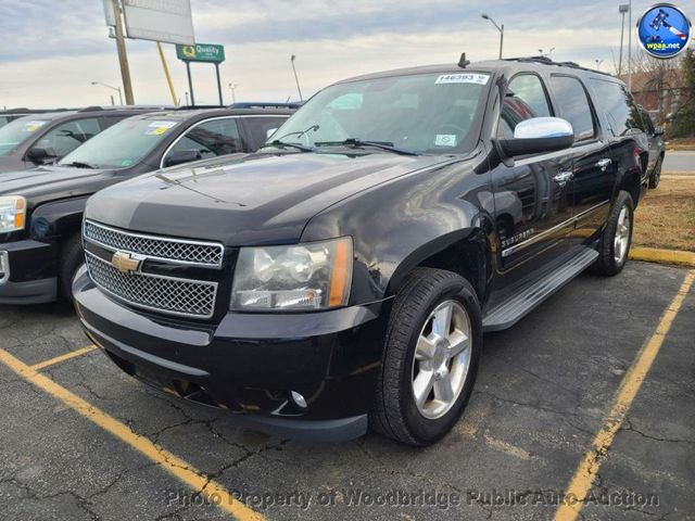2011 Chevrolet Suburban LTZ's photo