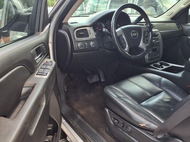 2011 Chevrolet Tahoe 4WD 4dr 1500 LT - 22877386 - 5