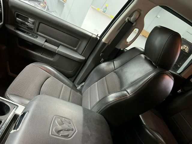 2011 Dodge Ram 1500 4X4 / CREW CAB 4 DOOR - 22384017 - 34