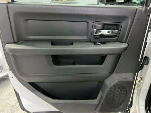 2011 Dodge Ram 1500 4X4 / CREW CAB 4 DOOR - 22384017 - 40