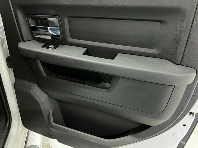 2011 Dodge Ram 1500 4X4 / CREW CAB 4 DOOR - 22384017 - 41