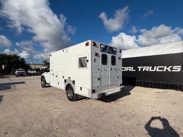 2011 Dodge Ram 4500 Ambulance ST - 22934607 - 2