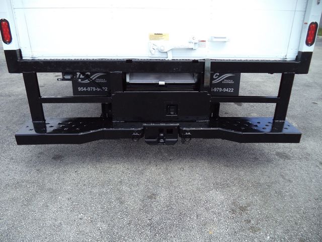 2011 Ford E450 With 20ft Dry Cargo Moving Box Truck and Pull Out Ramp - 22819526 - 19