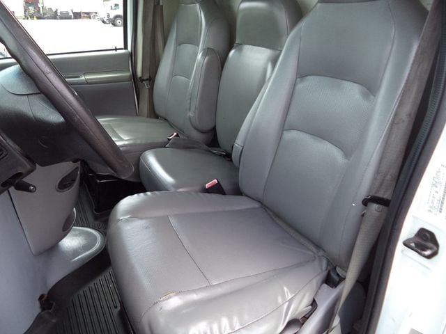 2011 Ford E450 With 20ft Dry Cargo Moving Box Truck and Pull Out Ramp - 22819526 - 28