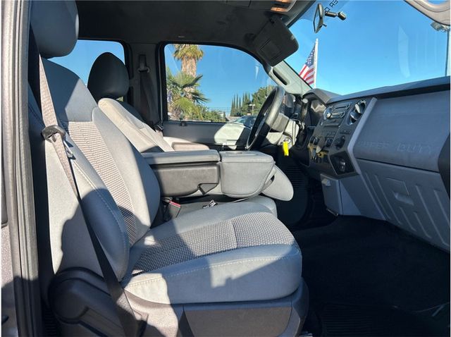 2011 Ford F250 Super Duty Crew Cab XLT 4X4 6.2L GAS 1 OWNER CLEAN - 22919624 - 17