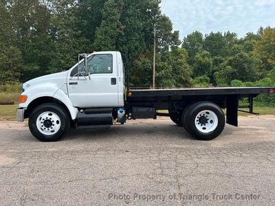 2011 Ford F650/F750 NON CDL FLATBED JUST 29k MILES!