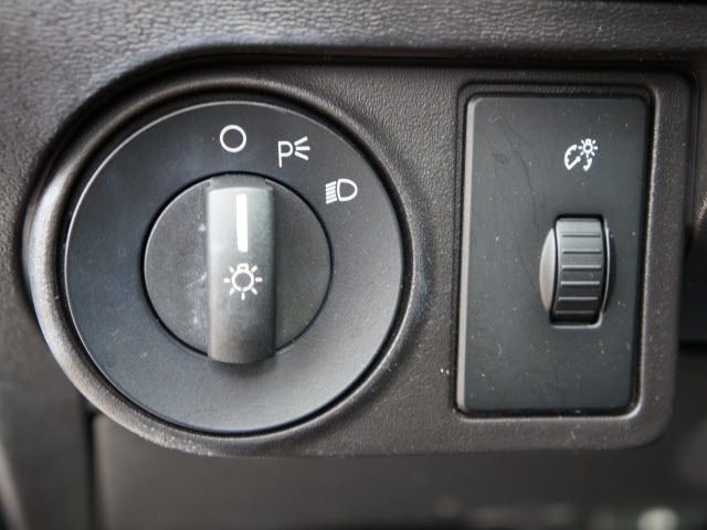 2011 Ford Focus 4dr Sdn SE - 11862264 - 12