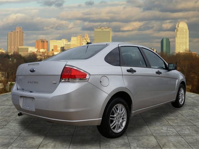 2011 Ford Focus 4dr Sdn SE - 11862264 - 1
