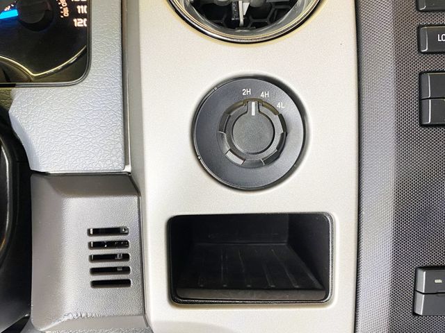 2011 Ford F-150 4WD SuperCrew 145" XLT - 22938175 - 31