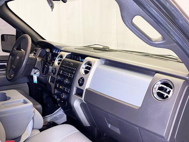 2011 Ford F-150 4WD SuperCrew 145" XLT - 22938175 - 40