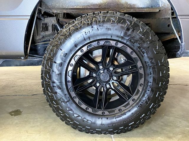 2011 Ford F-150 4WD SuperCrew 145" XLT - 22938175 - 55