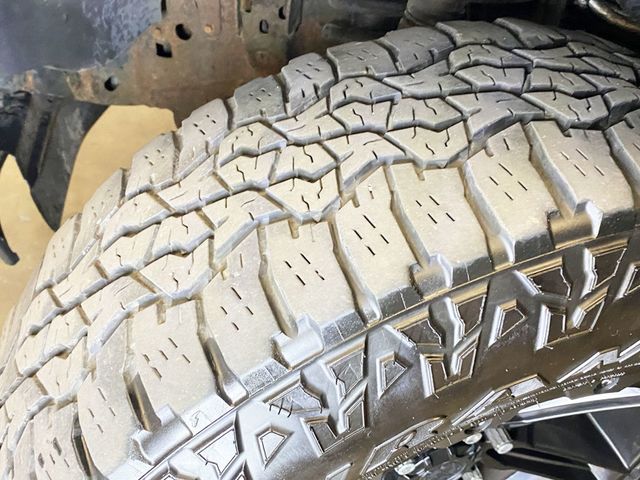 2011 Ford F-150 4WD SuperCrew 145" XLT - 22938175 - 56