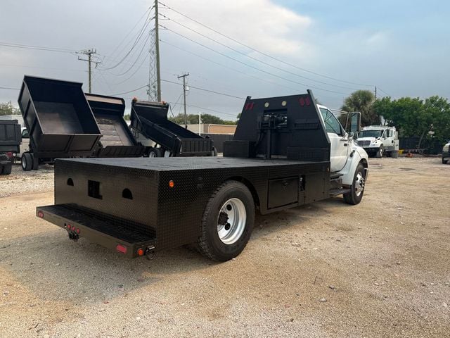 2011 Ford F-650 Flatbed  - 22904309 - 5