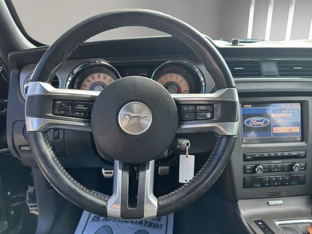 2011 Ford Mustang 2dr Coupe GT Premium - 22939546 - 10