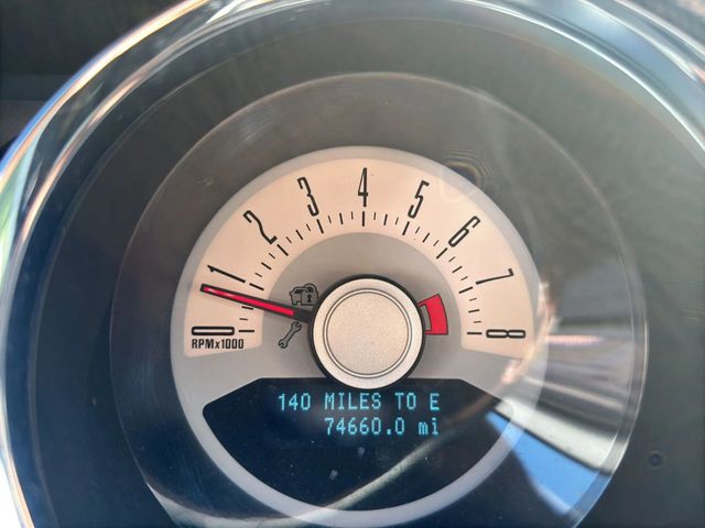 2011 Ford Mustang 2dr Coupe GT Premium - 22939546 - 25