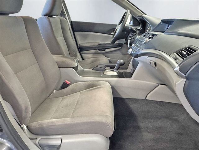 2011 Honda Accord Sedan 4dr I4 Automatic LX - 22937394 - 17