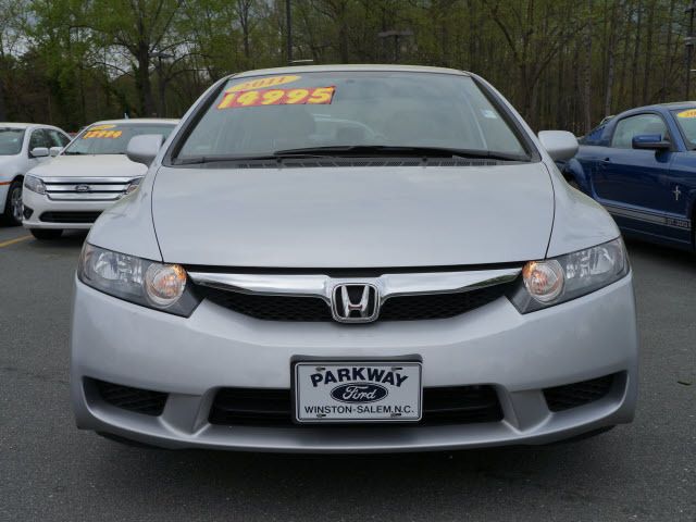 2011 Honda Civic Sedan 4dr Auto LX - 11825327 - 19