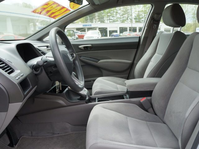 2011 Honda Civic Sedan 4dr Auto LX - 11825327 - 4
