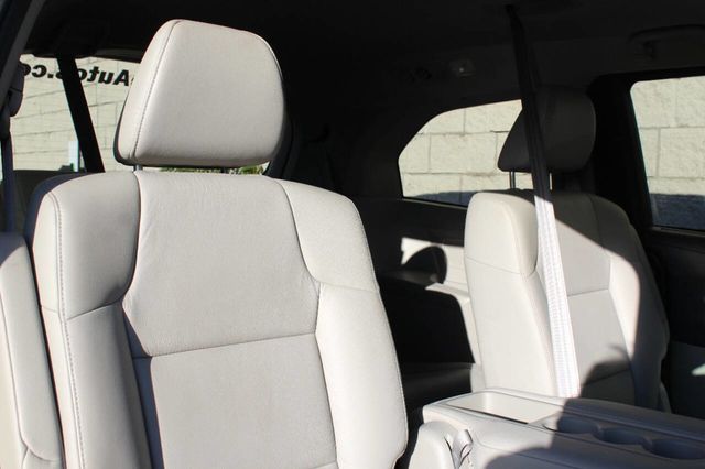 2011 Honda Odyssey 5dr EX-L - 22912356 - 13
