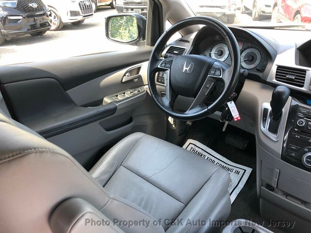 2011 Honda Odyssey Touring,NAV, DVD, MOON ROOF ,LEAHTER  - 22427402 - 27