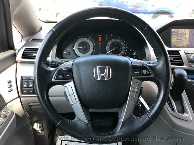 2011 Honda Odyssey Touring,NAV, DVD, MOON ROOF ,LEAHTER  - 22427402 - 31