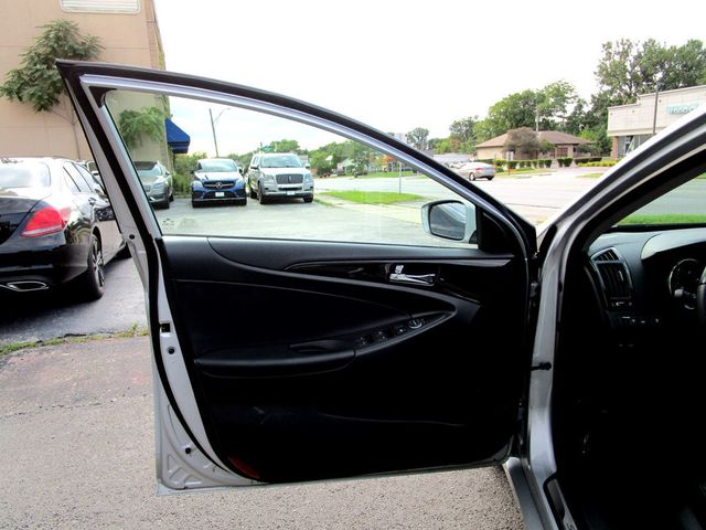 2011 Hyundai Sonata Limited  - 22909292 - 28