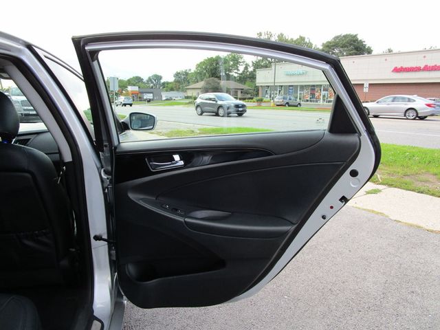 2011 Hyundai Sonata Limited  - 22909292 - 31