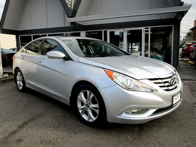 2011 Hyundai Sonata Limited  - 22909292 - 4
