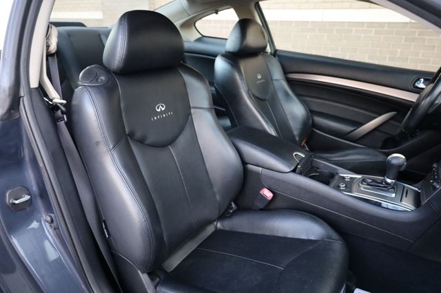 2011 INFINITI G37 Coupe 2dr Journey RWD - 22932736 - 12