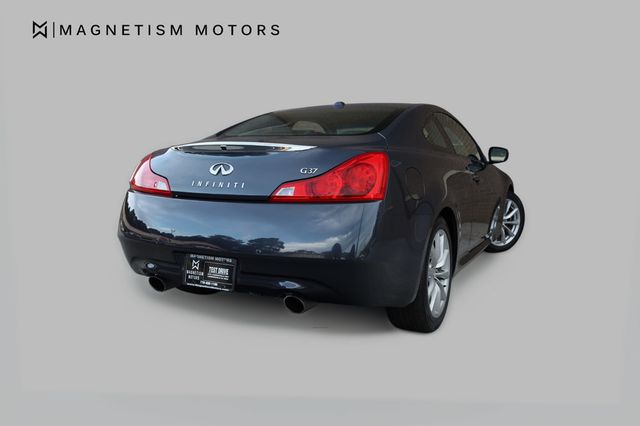 2011 INFINITI G37 Coupe 2dr Journey RWD - 22932736 - 4