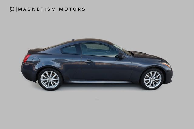 2011 INFINITI G37 Coupe 2dr Journey RWD - 22932736 - 5