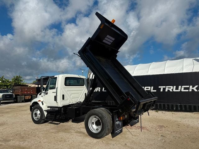 2011 International 4300 Dump Truck  - 22909651 - 2