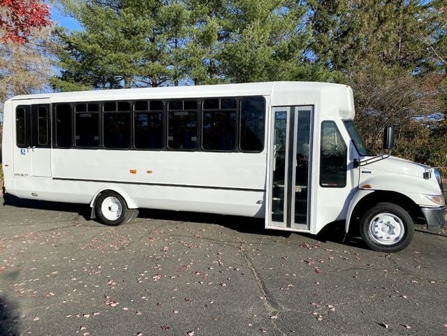 2011 International El Dorado 28 Pass. Shuttle Bus w/ Wheelchair Lift For Church Senior Tour Charter Student Group Transport - 21959075 - 6