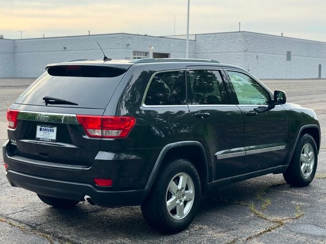 2011 Jeep Grand Cherokee 4WD 4dr Laredo - 22880639 - 12