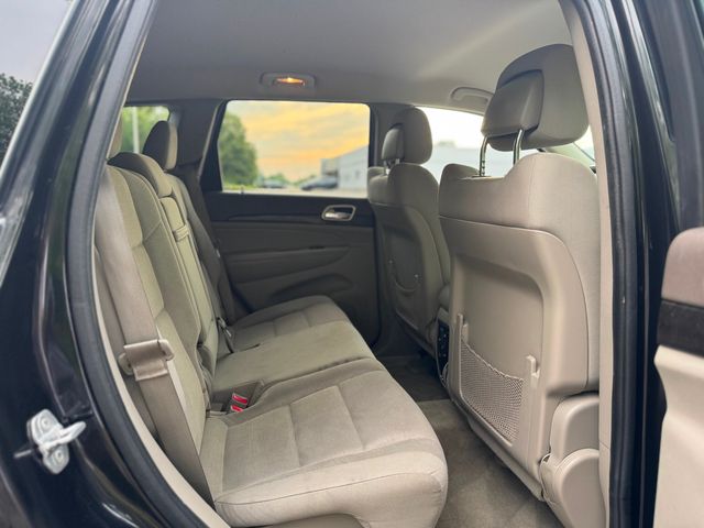 2011 Jeep Grand Cherokee 4WD 4dr Laredo - 22880639 - 20