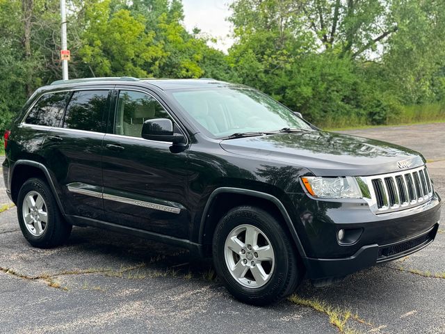 2011 Jeep Grand Cherokee 4WD 4dr Laredo - 22880639 - 5