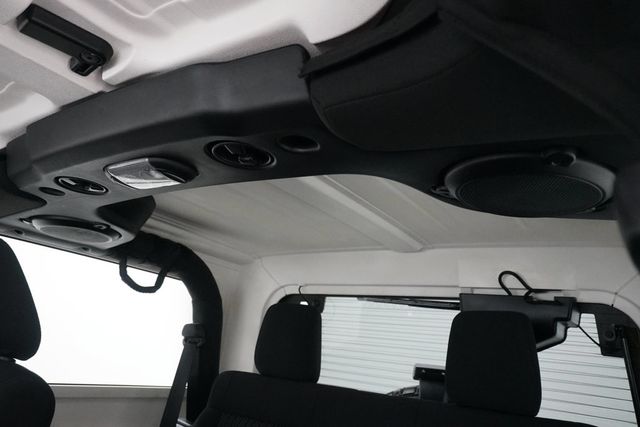 2011 Jeep Wrangler 4WD 2dr Sport - 22906804 - 13