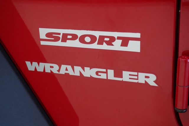 2011 Jeep Wrangler 4WD 2dr Sport - 22906804 - 7