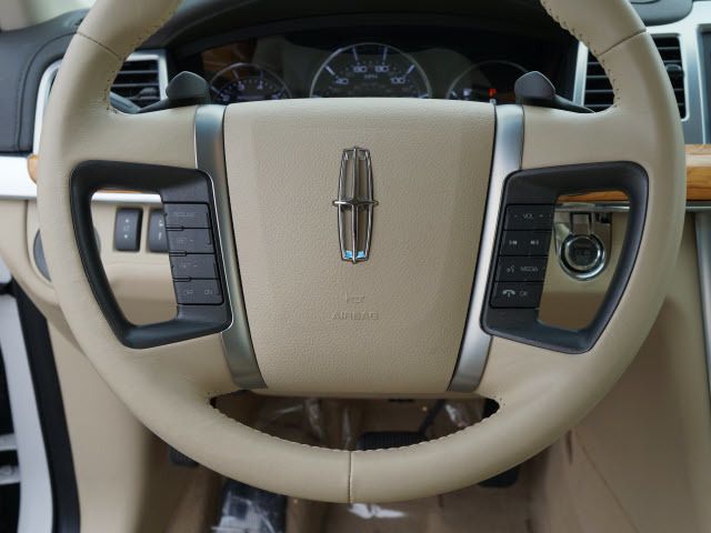2011 Lincoln MKS 4dr Sdn 3.7L FWD - 11862262 - 10