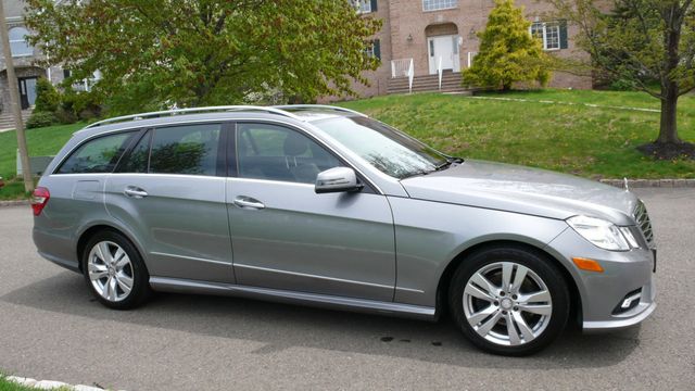 2011 Mercedes-Benz E-Class E 350 4dr Wagon E350 Sport 4MATIC - 17646275 - 9