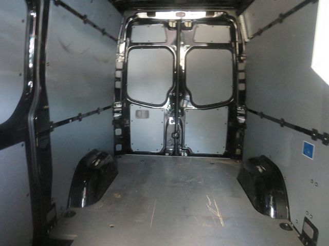 2011 Mercedes-Benz Sprinter 2500 - 22881562 - 9