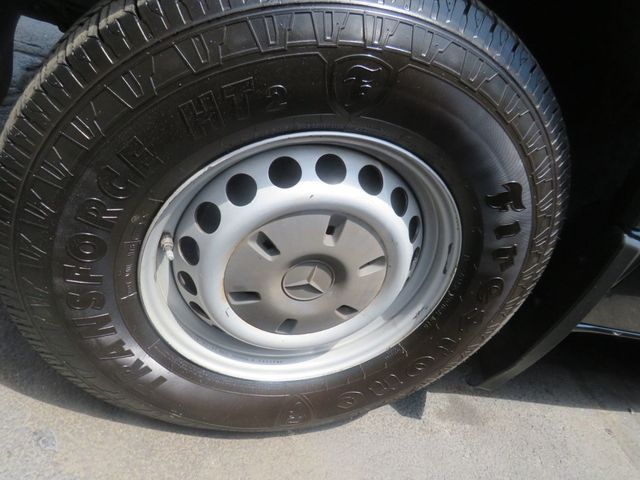 2011 Mercedes-Benz Sprinter 2500 - 22881562 - 12