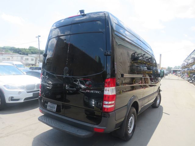 2011 Mercedes-Benz Sprinter 2500 - 22881562 - 4