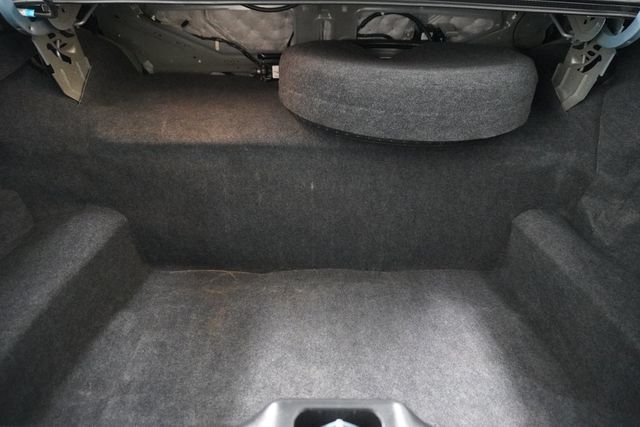 2011 Mercury Grand Marquis 4dr Sedan LS - 22910101 - 18