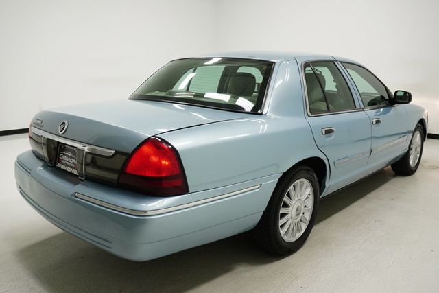 2011 Mercury Grand Marquis 4dr Sedan LS - 22910101 - 3