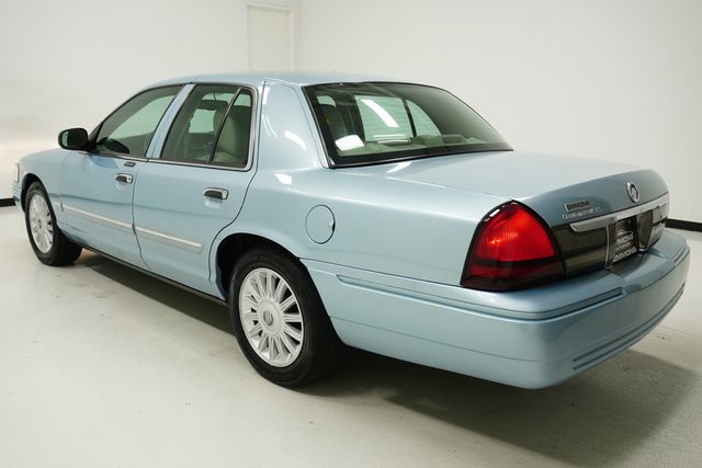 2011 Mercury Grand Marquis 4dr Sedan LS - 22910101 - 4